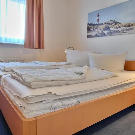 Апартаменты Appartementhaus Ostseeresidenz - Turmappartement 8 Mit Terrasse Хайлигенхафен