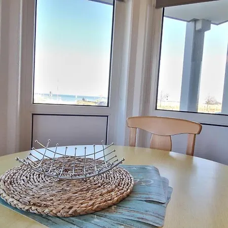 Appartementhaus Ostseeresidenz - Turmappartement 8 Mit Terrasse Апартаменты Хайлигенхафен